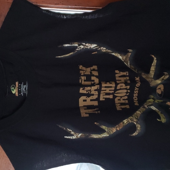 MOSSY OAK MENS NO SLEEVES T-SHIRT Sz. LARGE BLACK,CAMO. EXCELLENT CONDITION - Picture 1 of 5